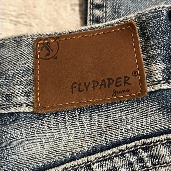 FLYPAPER Men’s Jeans in a bootcut style & great rear pocket design 31 x 32 - Picture 3 of 9
